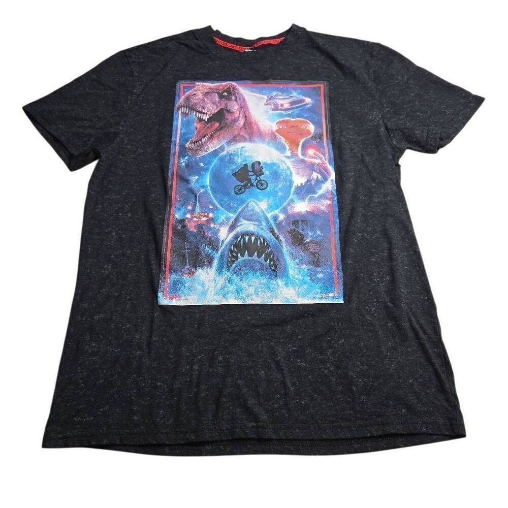 Universal Throw Back shirt, L ET Jaws Back to the Future Jurassic Park